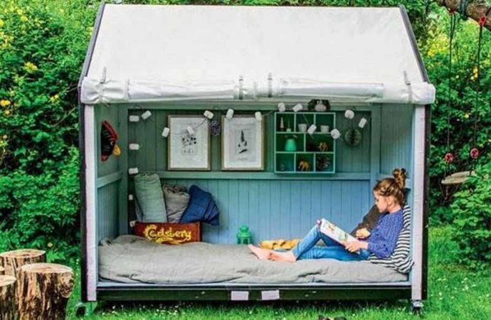 10 Cozy Outdoor Reading Nooks And Spaces