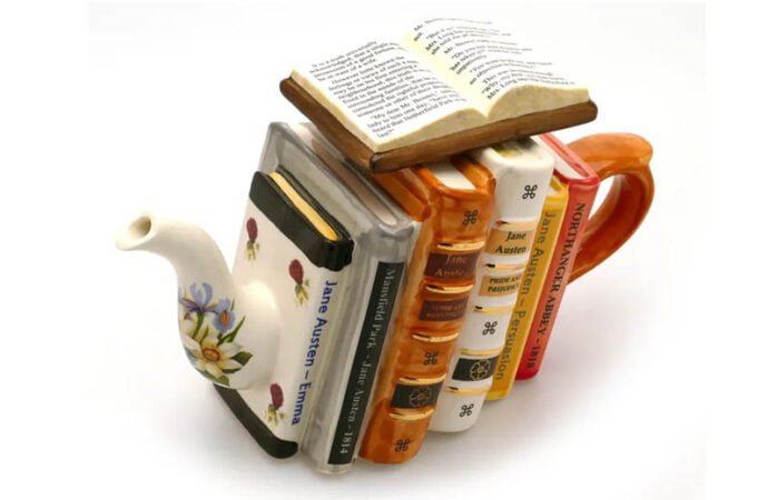 The Best Bookish Teapots